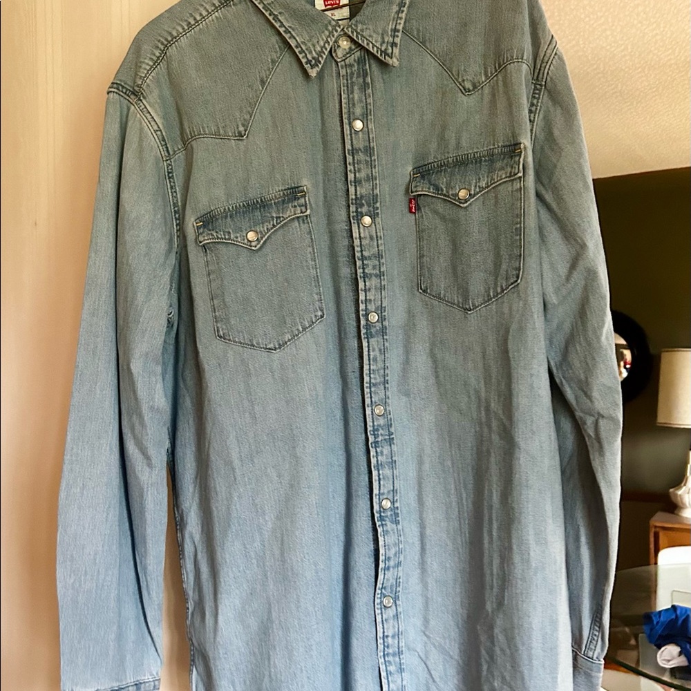Levi’s Barstow Western light denim shirt XL, NWT